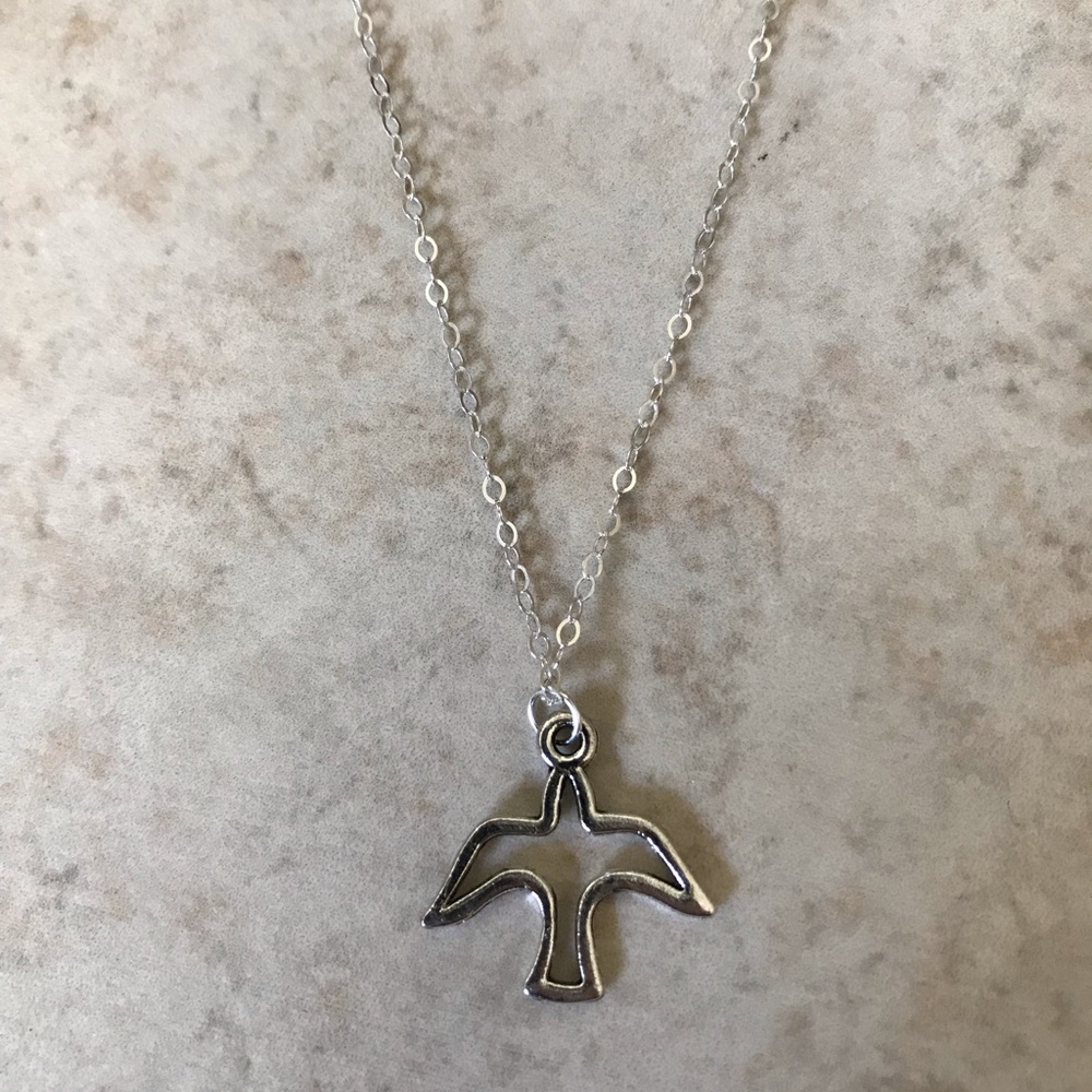 🕊 Dove of Peace necklace